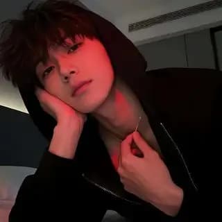 𝐃𝐞𝐛𝐛𝐲 𝐘𝐨𝐢𝐱𝐱 Profile