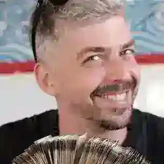 Content Hero от Вадика Profile