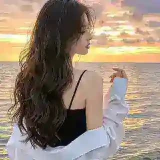 龙华安娜抓龙筋 Profile