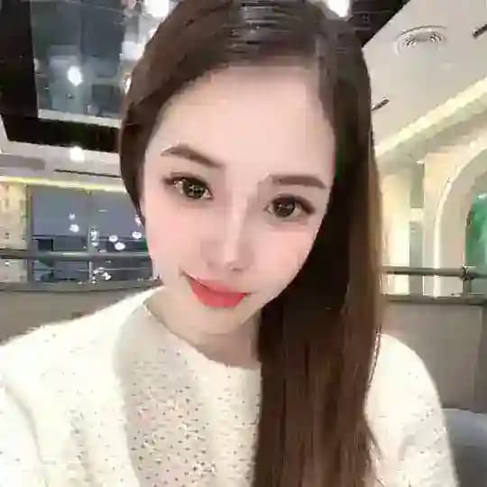 薇薇小跟班 Profile