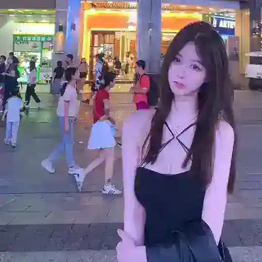 悠悠的秘书机器人 Profile