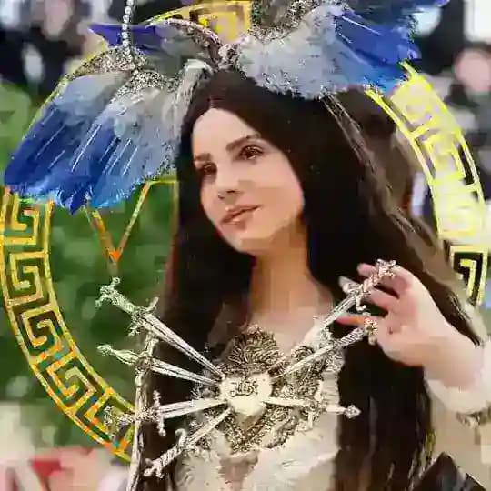VOGUE IS MY RELIGION / goldvimr