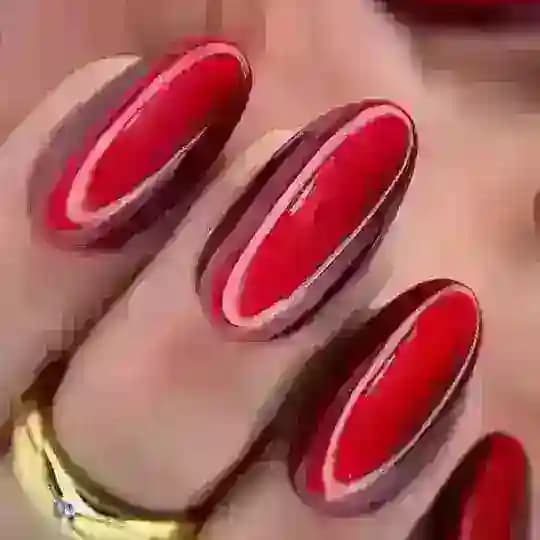 Маникюр