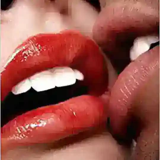 Ｈｏｔ🔥ｋｉｓｓ