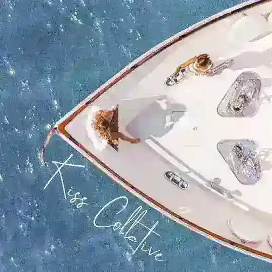 Kiss Collective π¦’