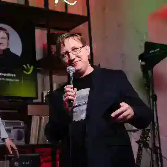 Кораблев пишет. Иногда по делу
