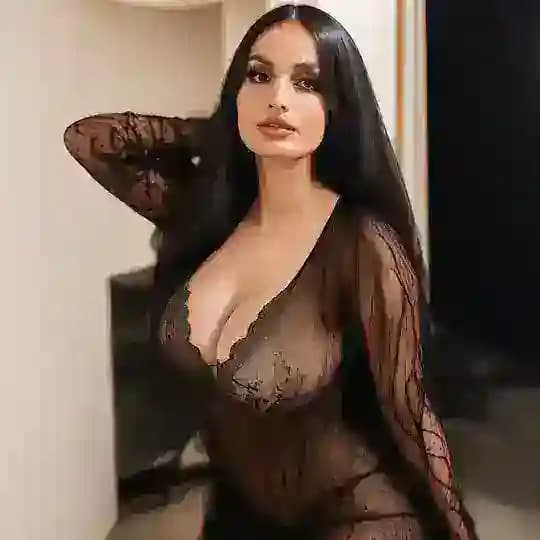 𝙇𝙖𝙣𝙖 𝙍𝙤𝙨𝙚 ❤️ Profile