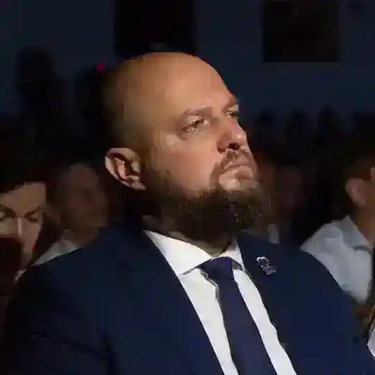 Евгений Маслов 🇷🇺