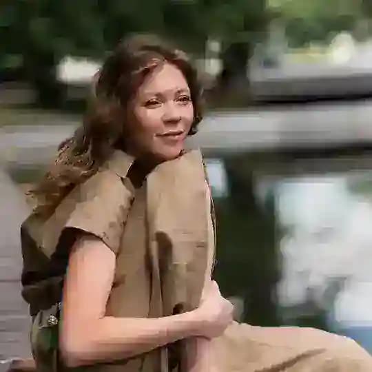 Плескачёва о коммуникации и развитии Profile