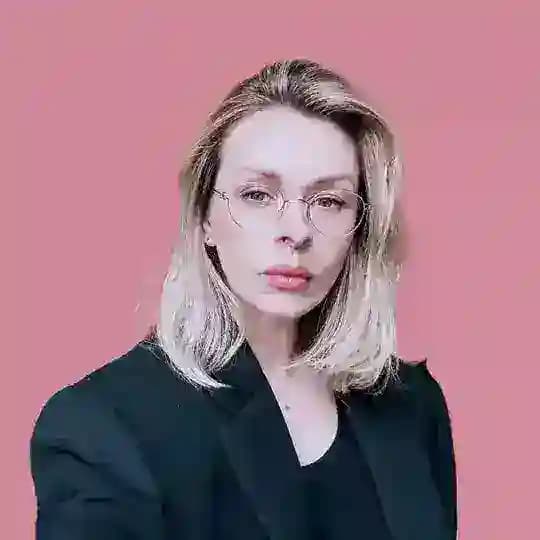 VALERIA ROZOVA Profile