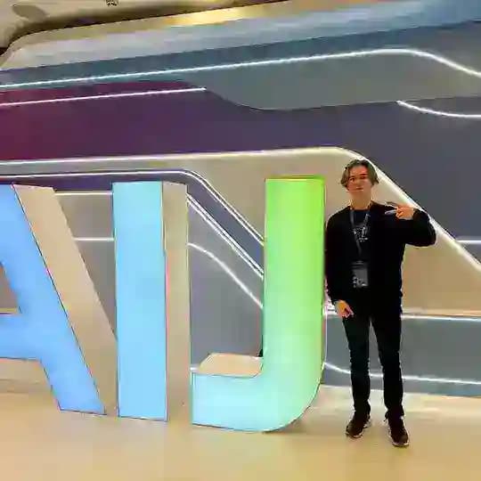 AI x Artem