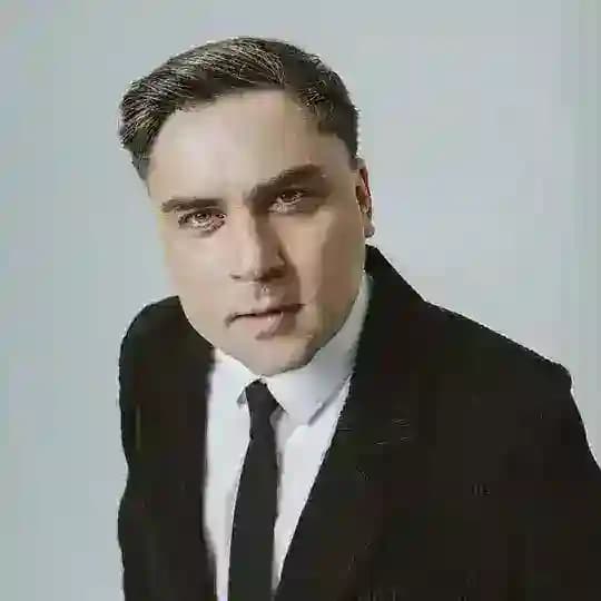 Артём Муратов