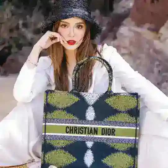 HANDBAG BRANDED MURAH GILA KAT SINI😍HUNNYSHOP