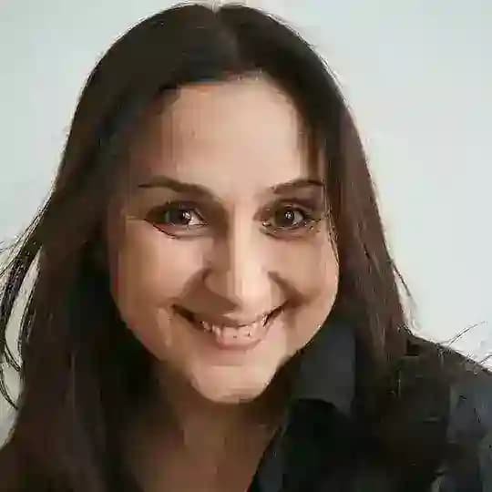 MИТИНА