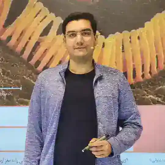 زیست به سبک هادی احمدی