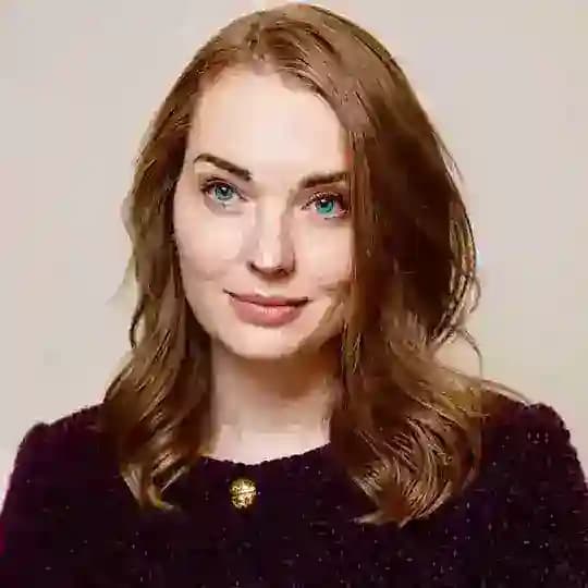 Наука и бизнес / Елена Дружинина