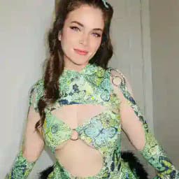 Emily Lynne 🍑 Profile