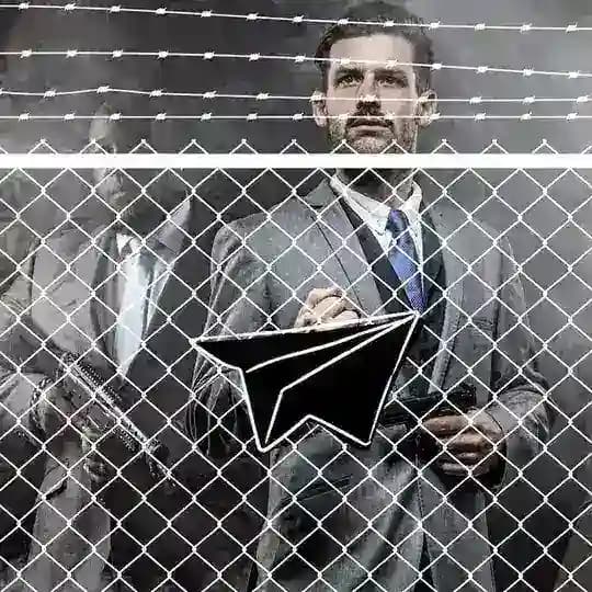 Es hora de encarcelar a los mafiosos de nuestros gobiernos! Exactamente como todos los demás criminales similares!