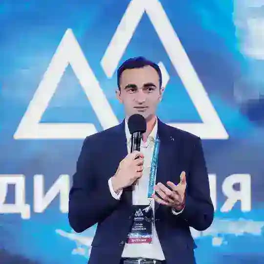 Политолог Хугаев