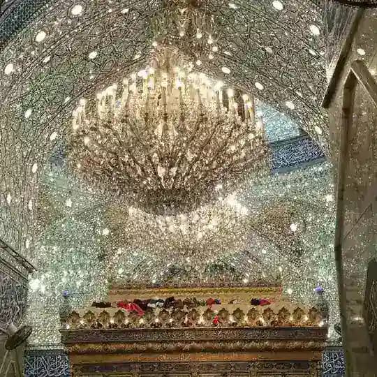 استمع .