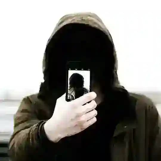 Маѓк Ҁаѕтіllо Фfісіаl Profile