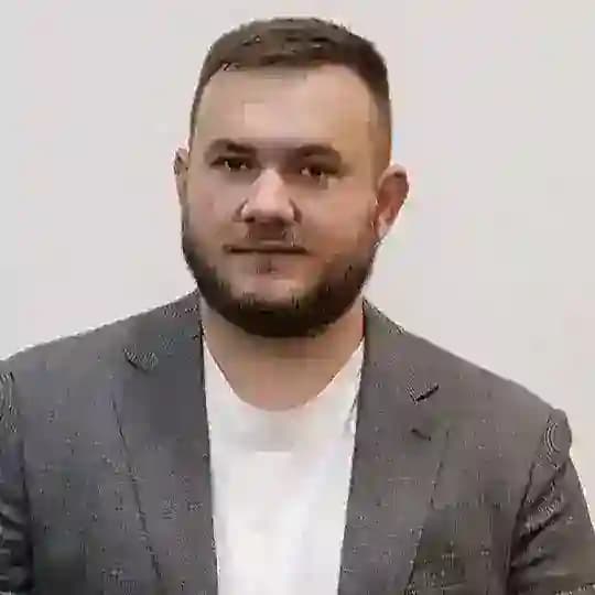 Марков. О кадрах и за кадром