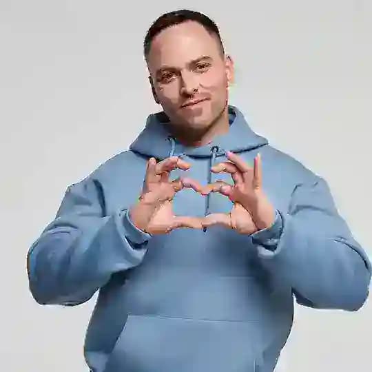 Алексей Столяров блогер