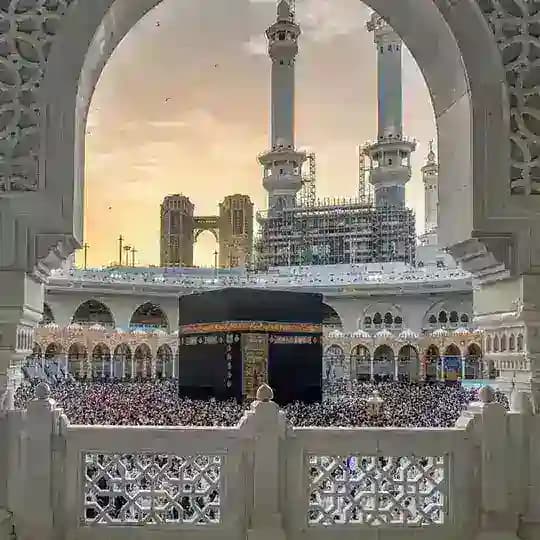 وَذَكِّرْ فَإِنَّ الذِّكْرَىٰ تَنفَعُ الْمُؤْمِنِينَ