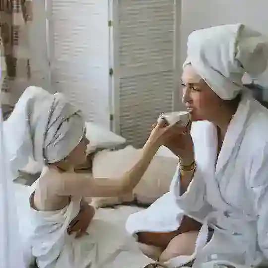 По секрету всему свету