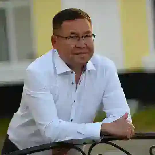 Эжер Ялбаков