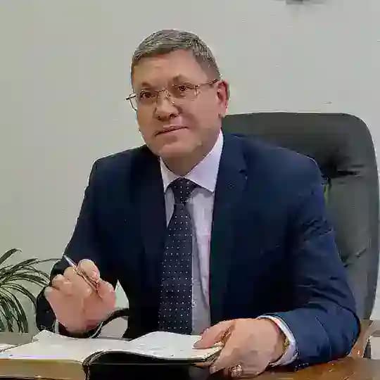 Санаров. Минтруд РА