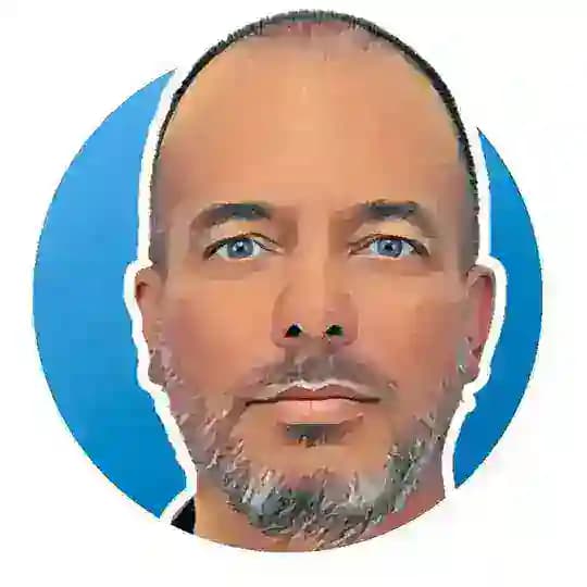 🎩 Александр Дьяченко | Беспринципный риэлтор