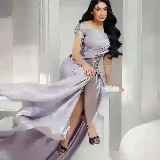 Hdမြန်မာ ချောင်းရိုက်အကြည် မြန်မာသီးသန့်Hd အေကေများ