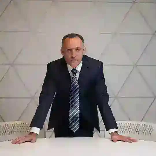 Шпиленко Zа прОдVижение