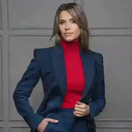 Анна Невзорова