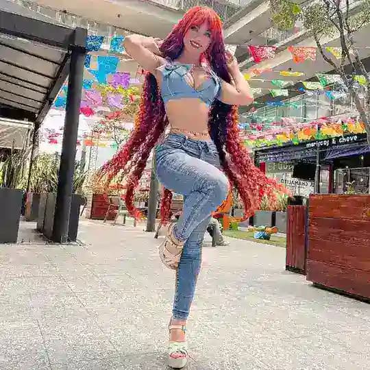 Bella Duenas π