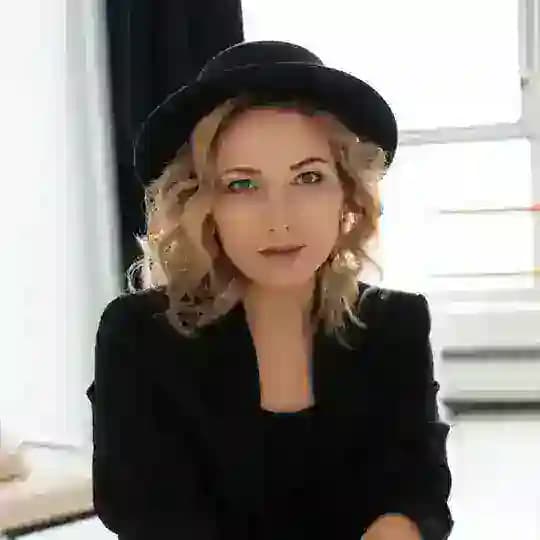 Бубнова продвигает