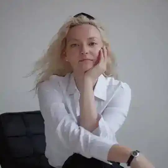 СЕРАЯ