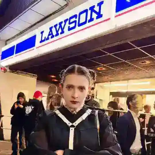 Жизнь японского конбини
