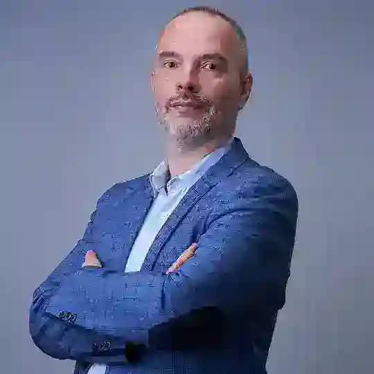 Денис Денисов - Интернет хранитель