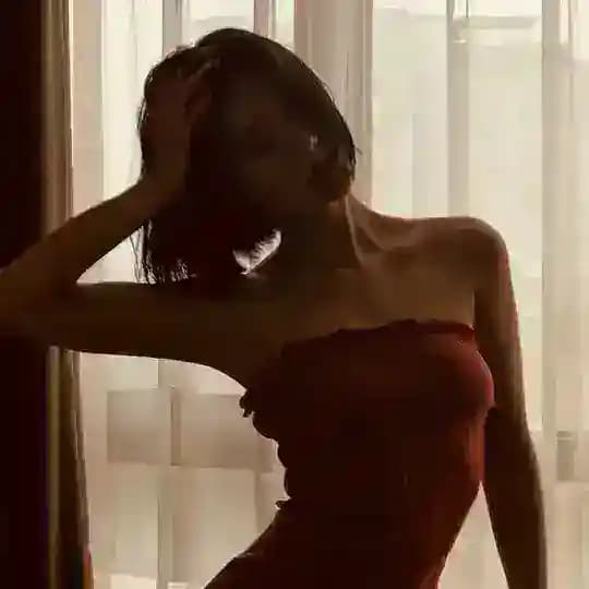 抖音白虎巨乳熟女乱伦口交自慰