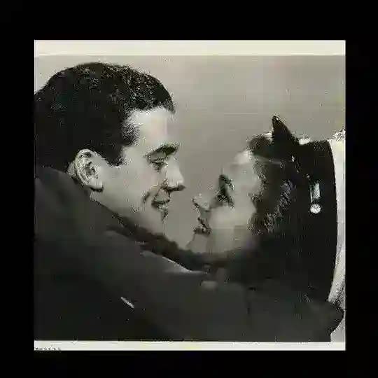 لْـڪْﻧـھُہّ لْـي ️ Profile