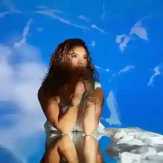 Dinah Jane Brasil