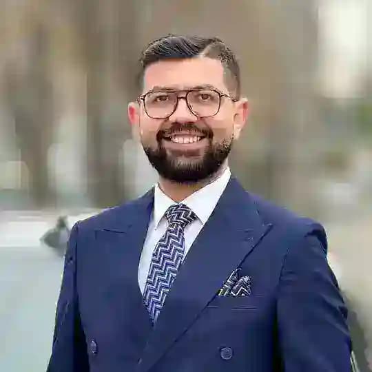 دکتر کاویانی | منتور رشد بیزینس