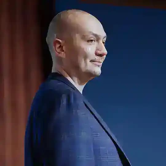 Таверна «Гарцующий редактор»