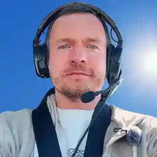 Еговцев // Недвижимость и инвестиции: Владею от аптек и кофеен до ТЦ 15000 м². Мои личные примеры и инструкции