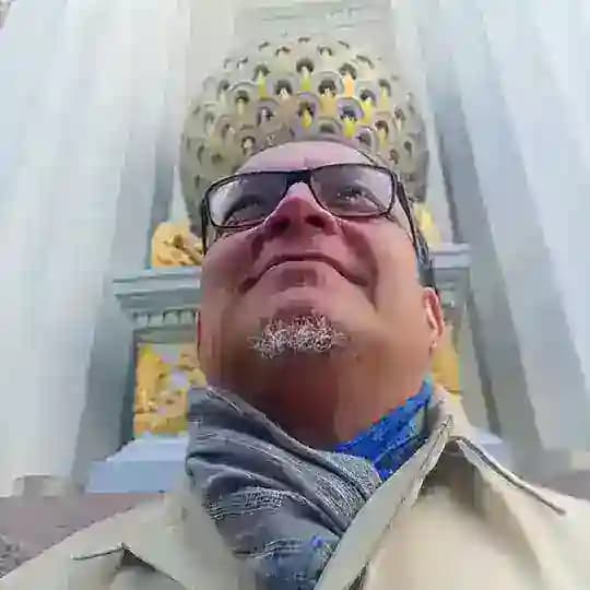 5 гвоздей в кожаный переплет (Михаил Гундарин)