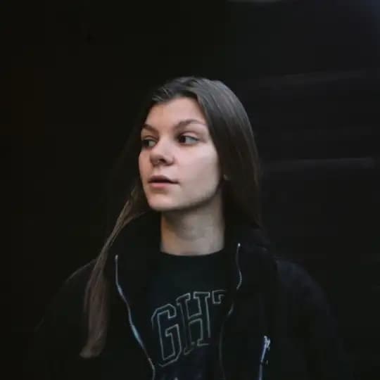 Алён, есть вопрос — хозяйка каталога Алвара