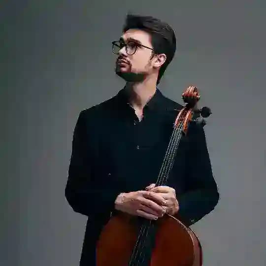 Илья Яшин / Виолончель
