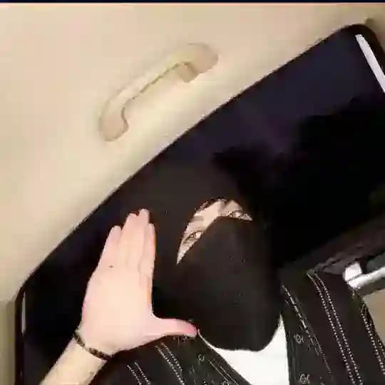 هوشات كالفن كلفن Profile